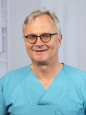 Portrait Dr. Manfred Krieger - Chefarzt